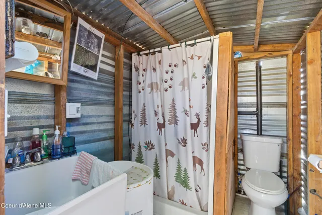 $1,995,000 | 3555 South Azure Waves Drive, Coeur D'Alene, ID 83814