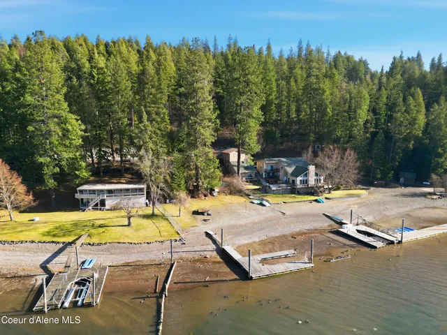 $1,995,000 | 3555 South Azure Waves Drive, Coeur D'Alene, ID 83814