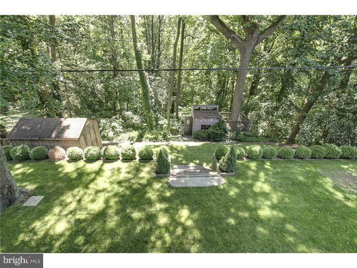 8422 Chippewa Road Philadelphia, PA 19128 - Photo 8 of 25 a bird view of lake