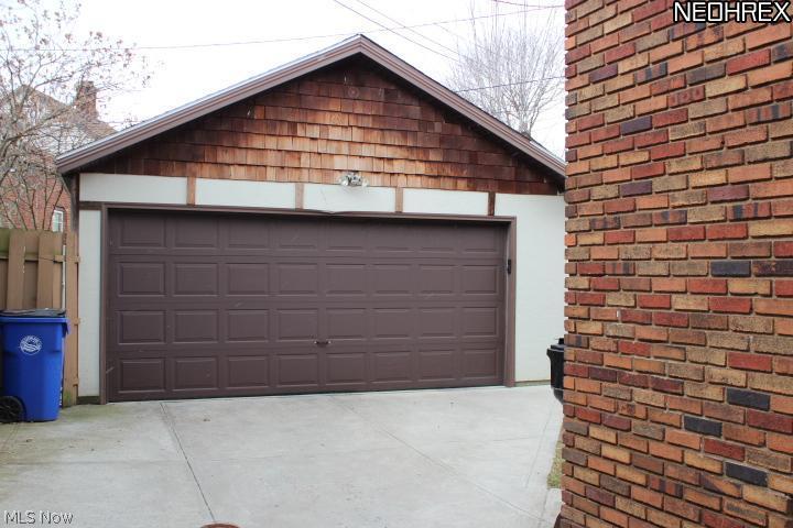 3704 Warren Road Cleveland, OH 44111 - Photo 5 of 25 Gallery Image 5