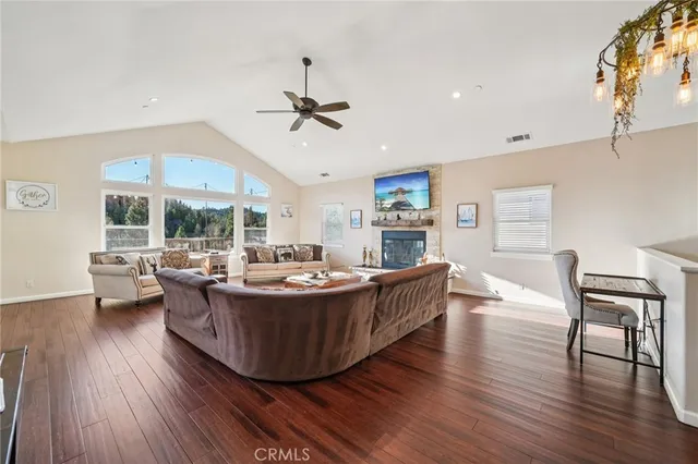 $885,000 | 26845 Modoc Lane, Lake Arrowhead, CA 92352