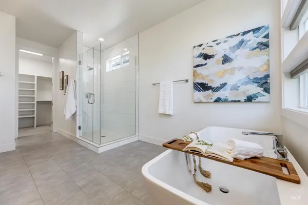 $695,000 | 1425 East Jade Creek Street, Eagle, ID 83616