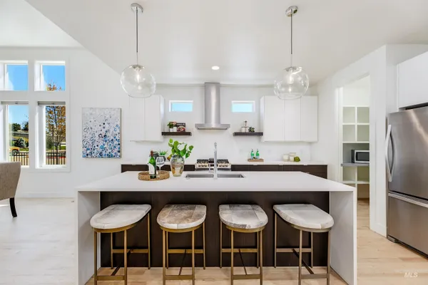 $695,000 | 1425 East Jade Creek Street, Eagle, ID 83616