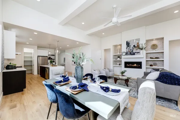 $695,000 | 1425 East Jade Creek Street, Eagle, ID 83616