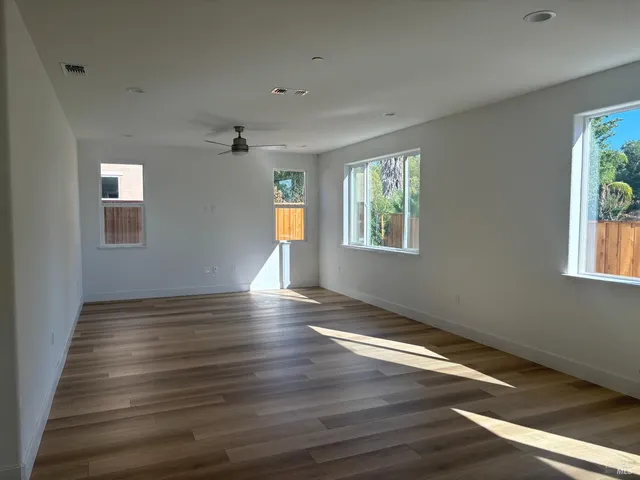 $999,999 | 242 Echols Drive, Martinez, CA 94553