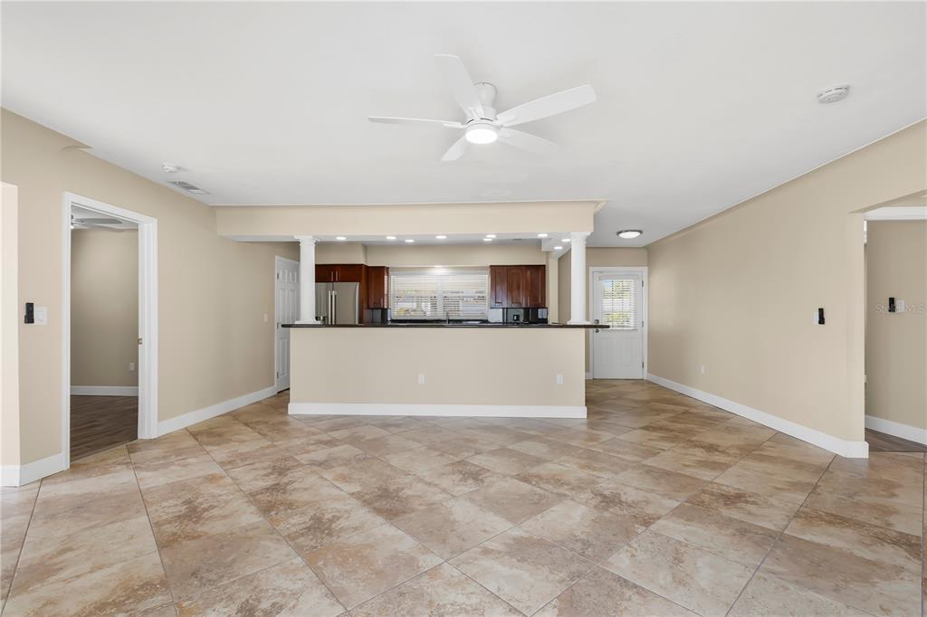 708 Sunset Cove Madeira Beach, FL 33708 - Photo 9 of 37 Gallery Image 9