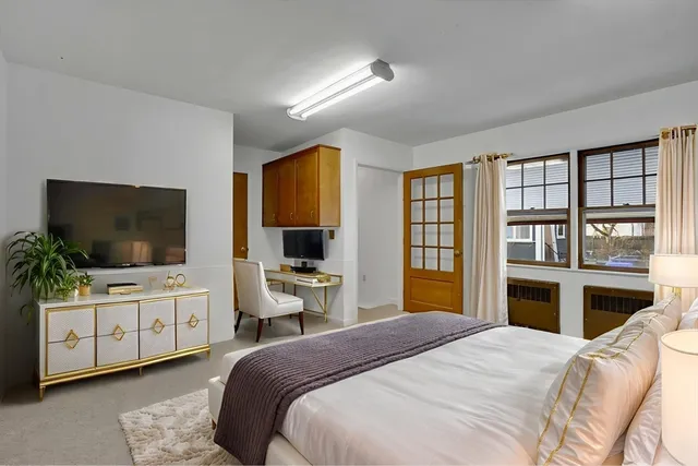 $399,900 | 264 Sumner Avenue, Springfield, MA 01108