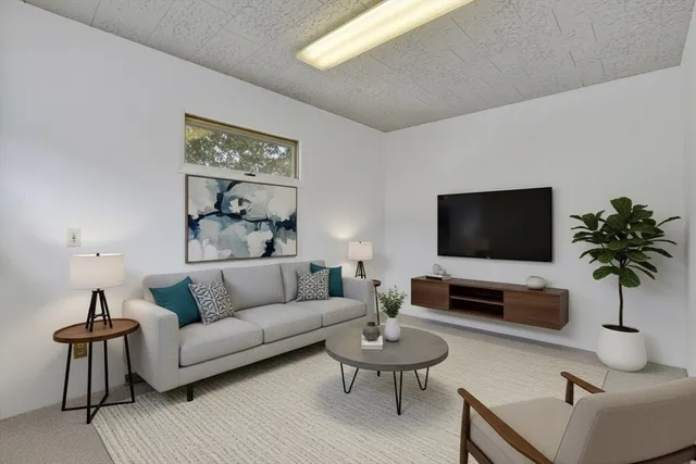 $399,900 | 264 Sumner Avenue, Springfield, MA 01108