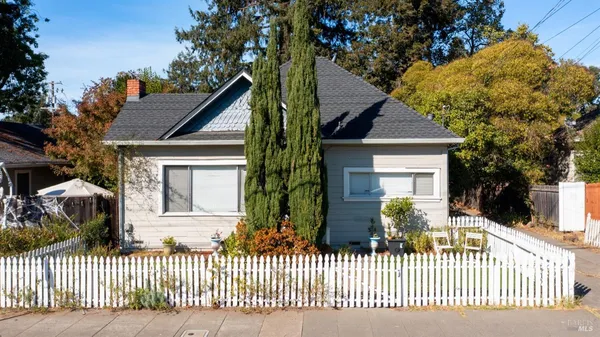 $675,000 | 705 Tupper Street, Santa Rosa, CA 95404