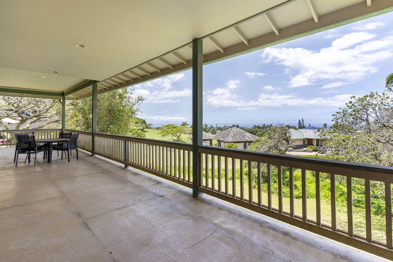 88 Kamalii Place Haiku, HI 96708 - Photo 12 of 24 a view of city from balcony