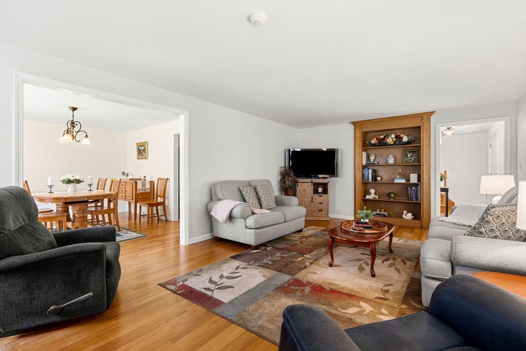 5 West Hadley Road Merrimac, MA 01860 - Photo 11 of 40 Gallery Image 11