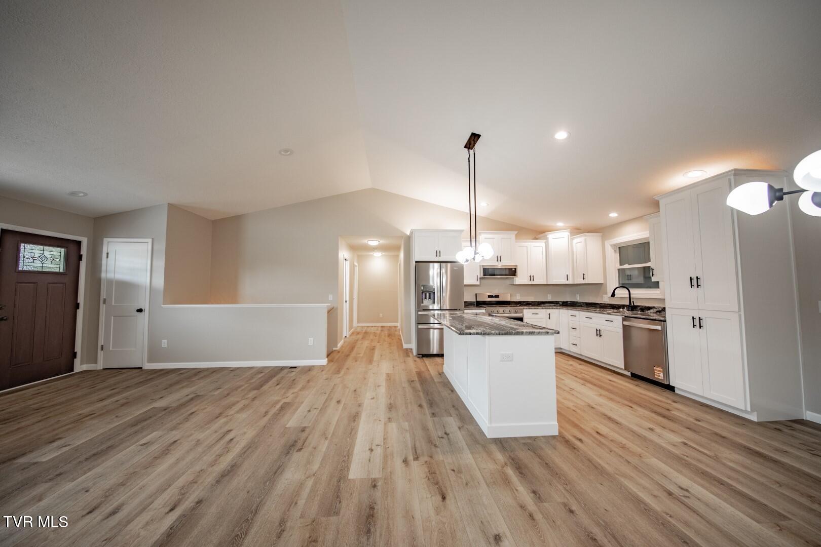 116 Meadowood Road Newport, TN 37821 - Photo 13 of 64 12