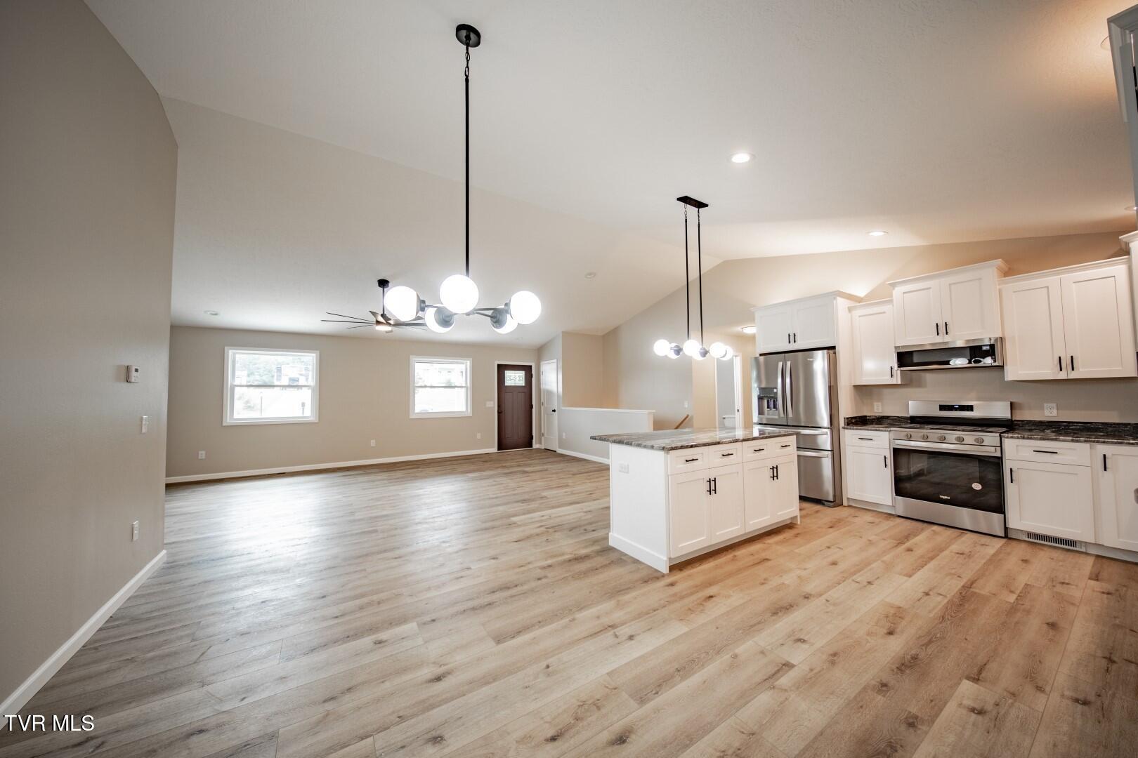 116 Meadowood Road Newport, TN 37821 - Photo 14 of 64 13