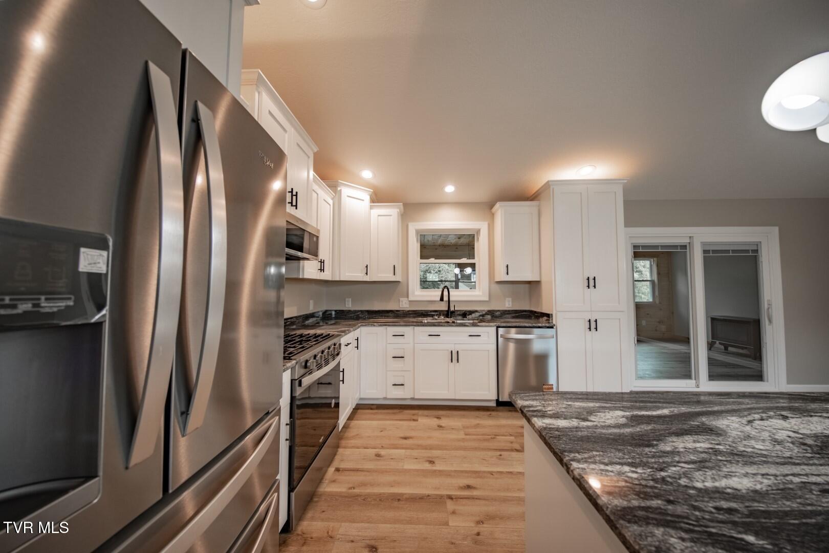 116 Meadowood Road Newport, TN 37821 - Photo 17 of 64 15