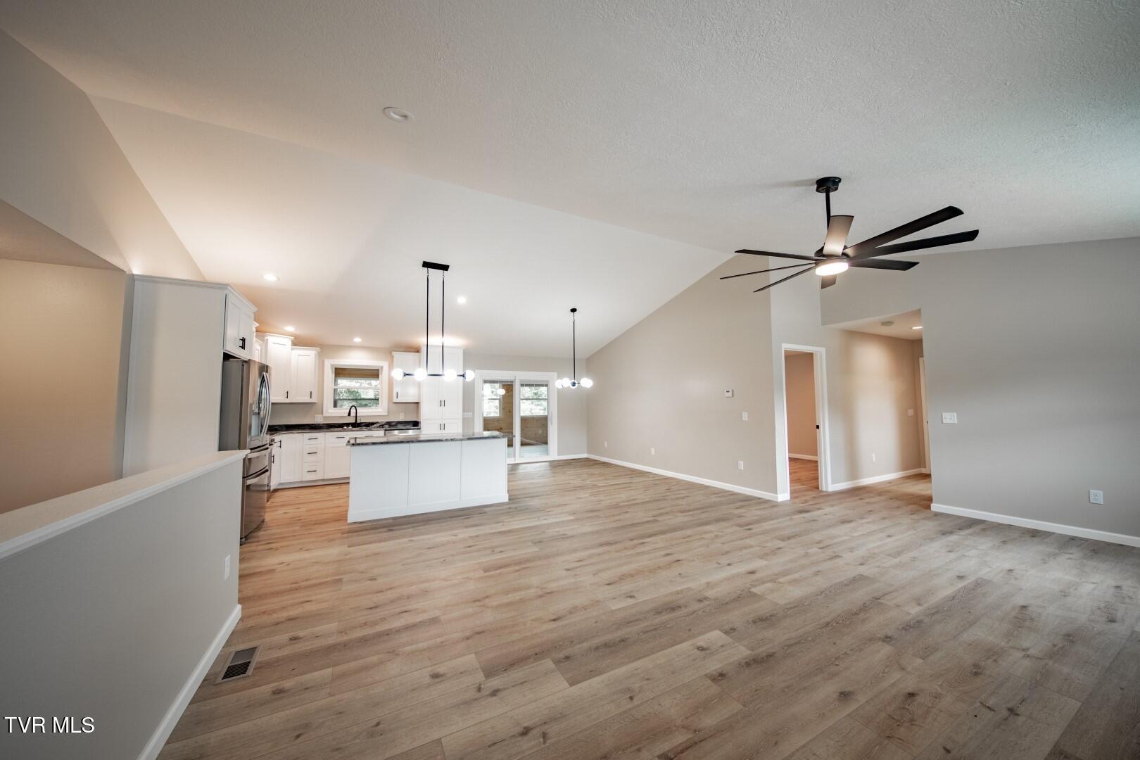 116 Meadowood Road Newport, TN 37821 - Photo 10 of 64 10