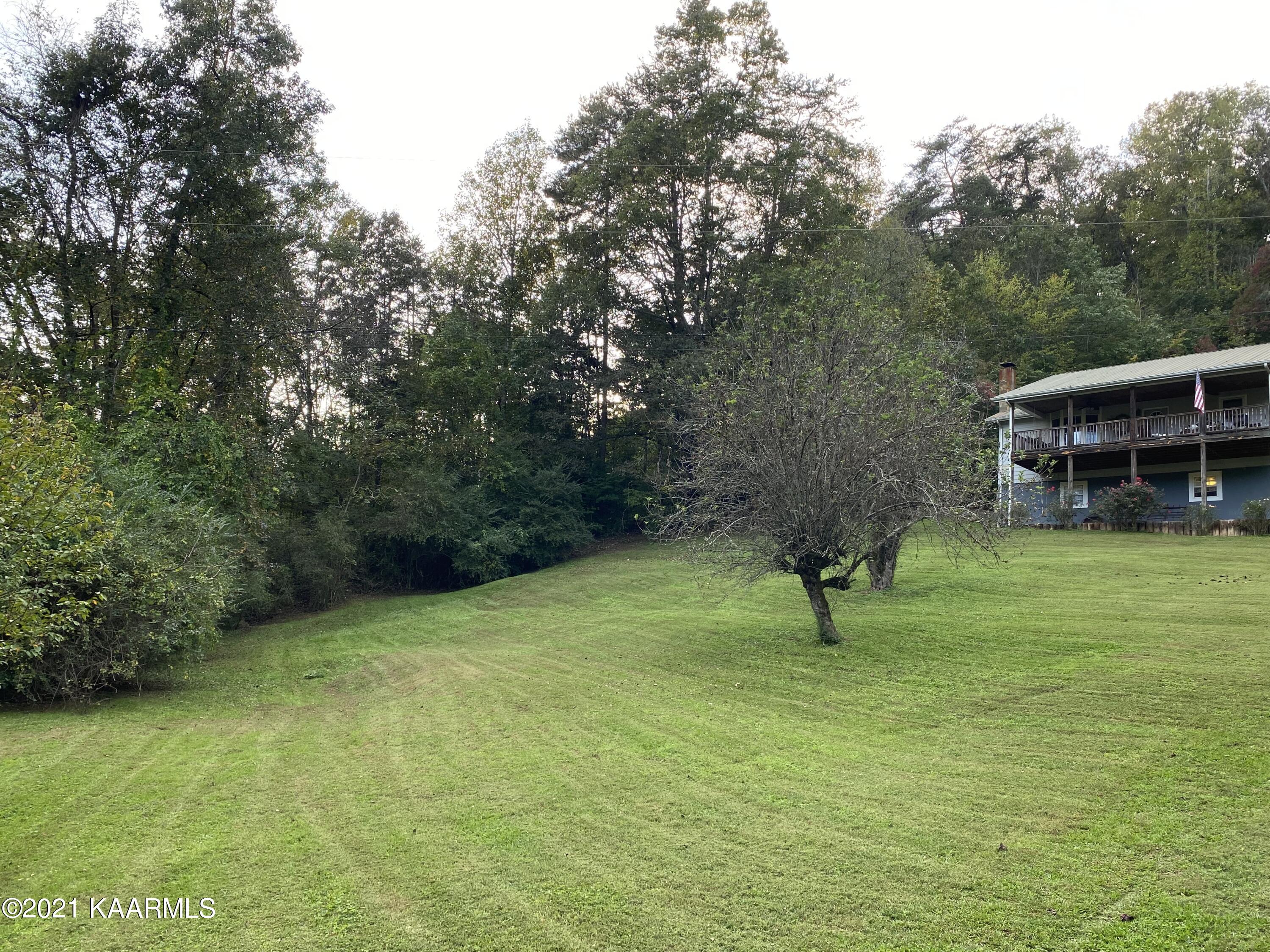 153 Lone Mountain Road Andersonville, TN 37705 - Photo 3 of 38 IMG_3028