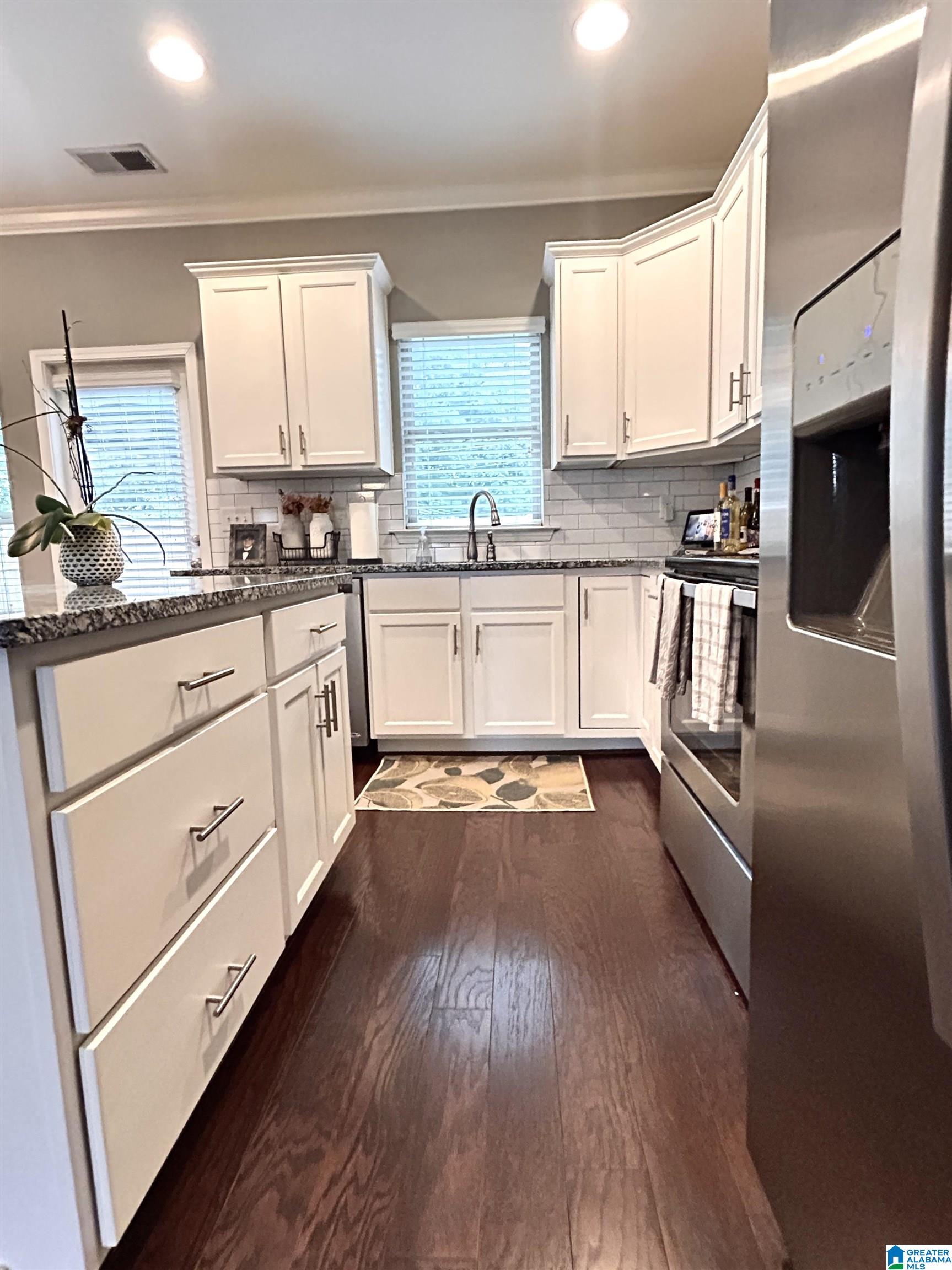 233 Falling Waters Way Alabaster, AL 35114 - Photo 14 of 43