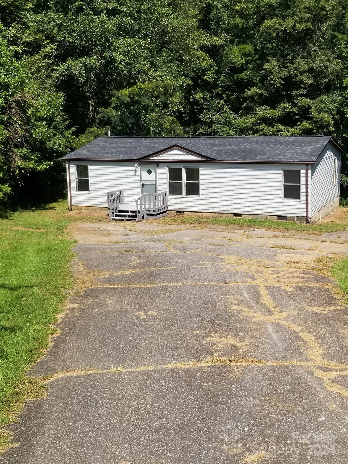 4703 Crystal Creek Road Morganton, NC 28655 - Photo 1 of 18 Gallery Image 1