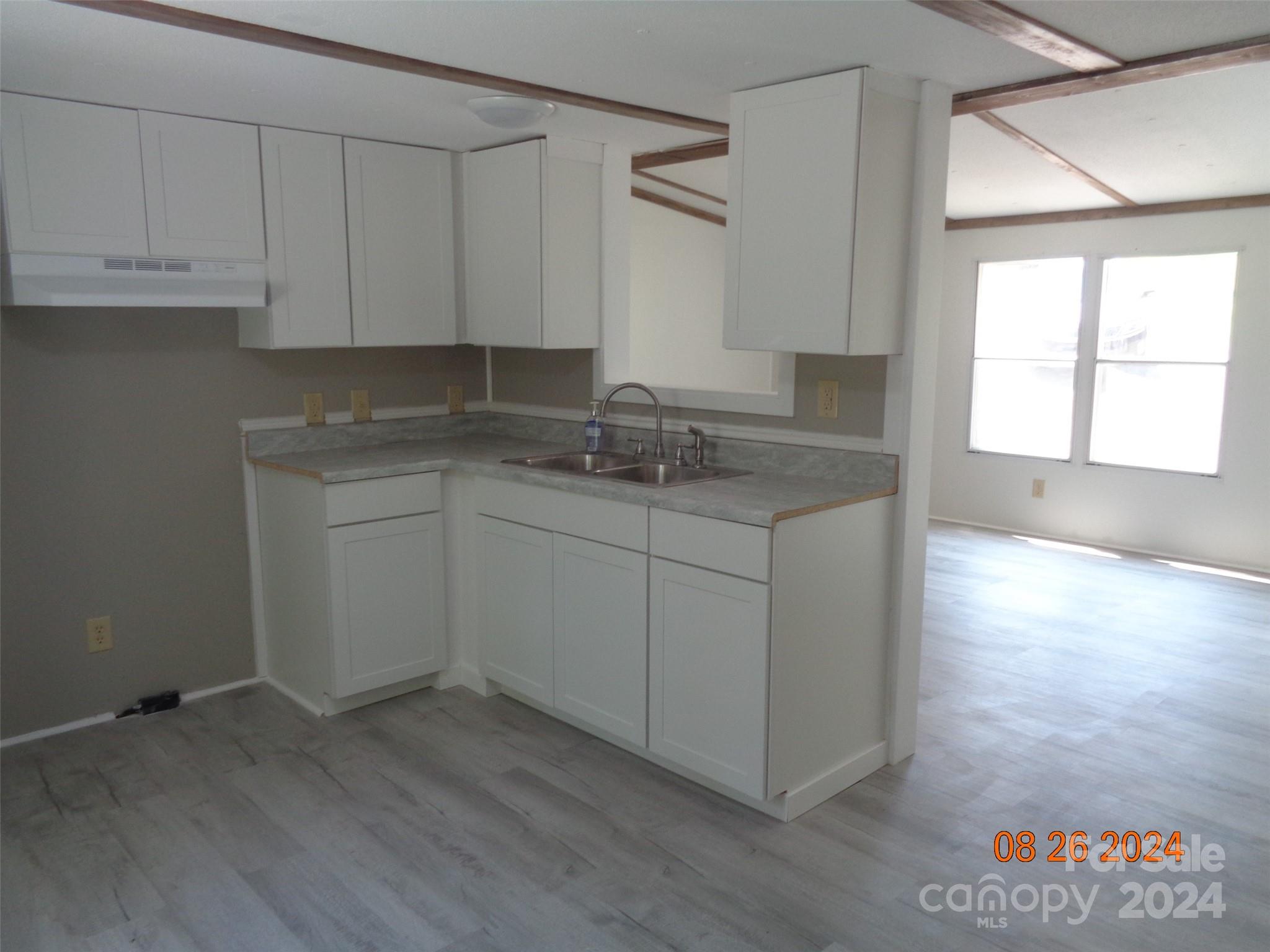 4703 Crystal Creek Road Morganton, NC 28655 - Photo 4 of 18 Gallery Image 4
