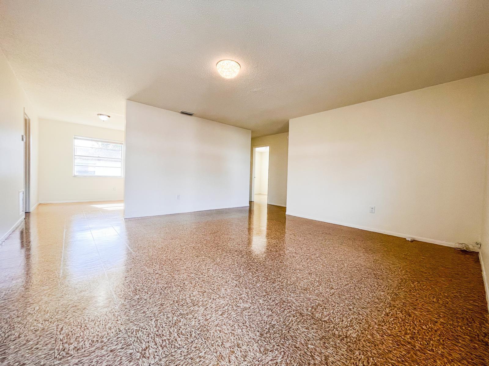 4666 Gulfstream Road Lake Worth, FL 33461 - Photo 9 of 12 g1