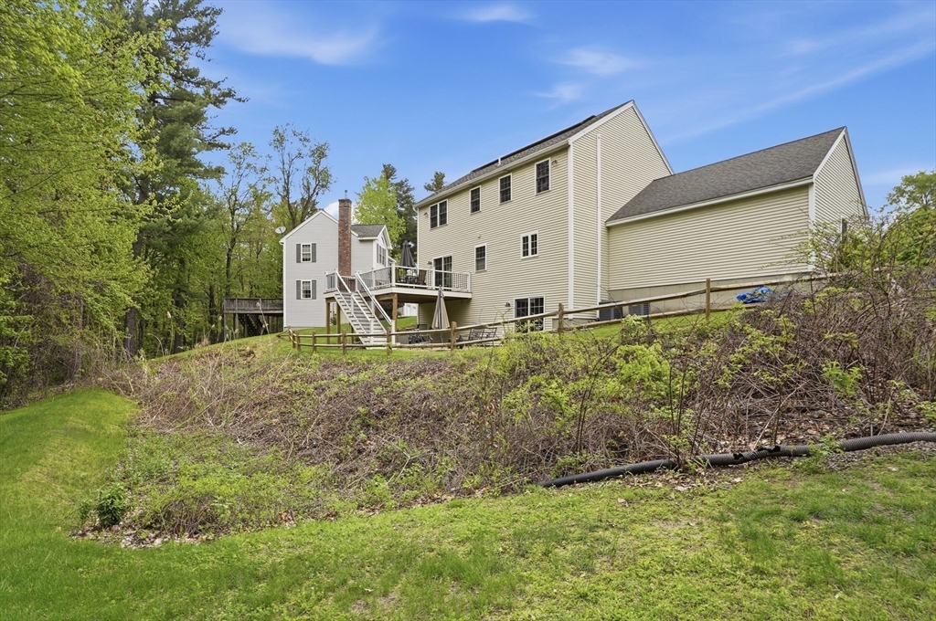 34 Harbor Light Road Leominster, MA 01453 - Photo 38 of 38 Gallery Image 38