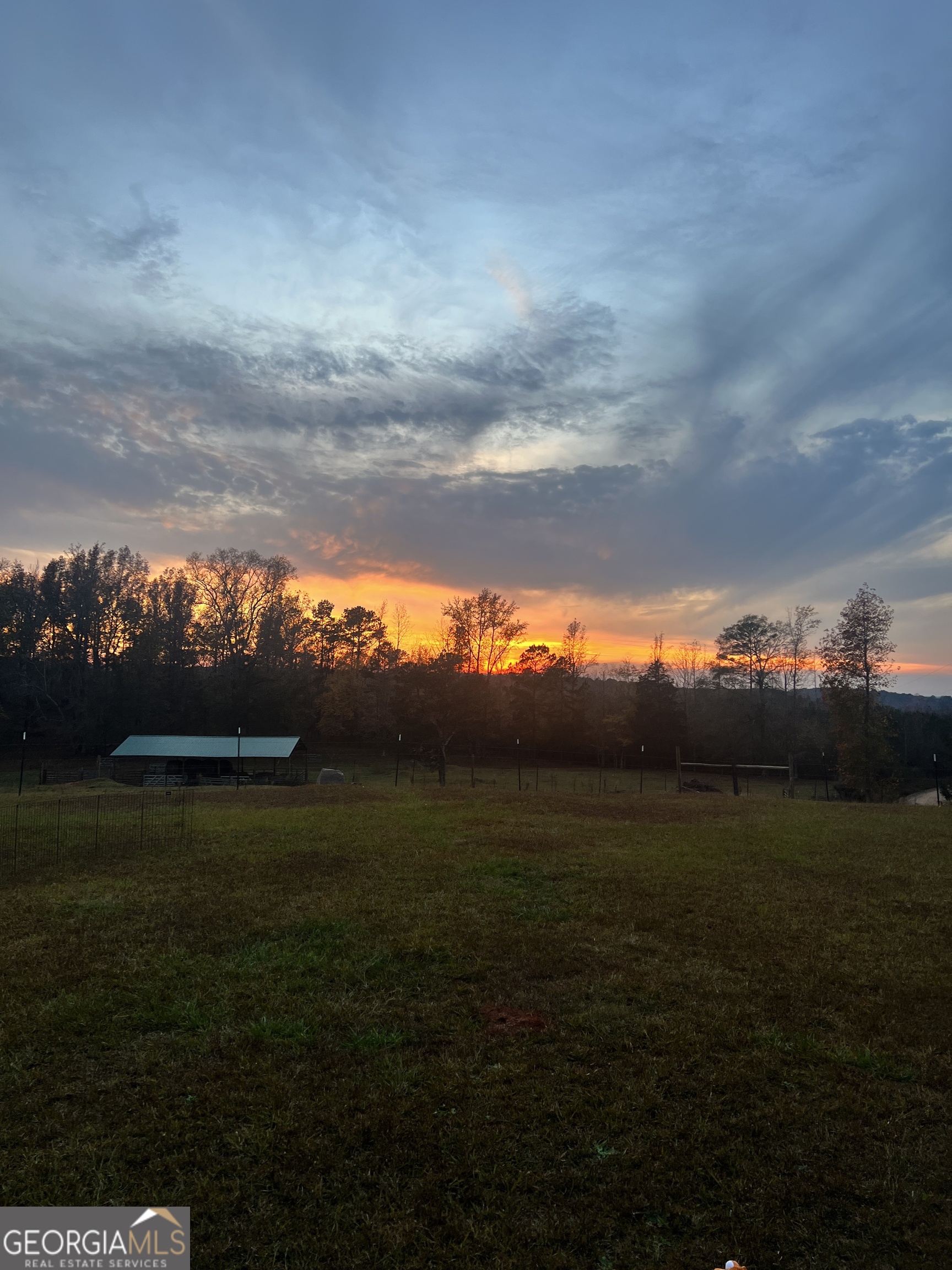 1911 Ellis Road Hogansville, GA 30230 - Photo 40 of 49 a view of an ocean and yard