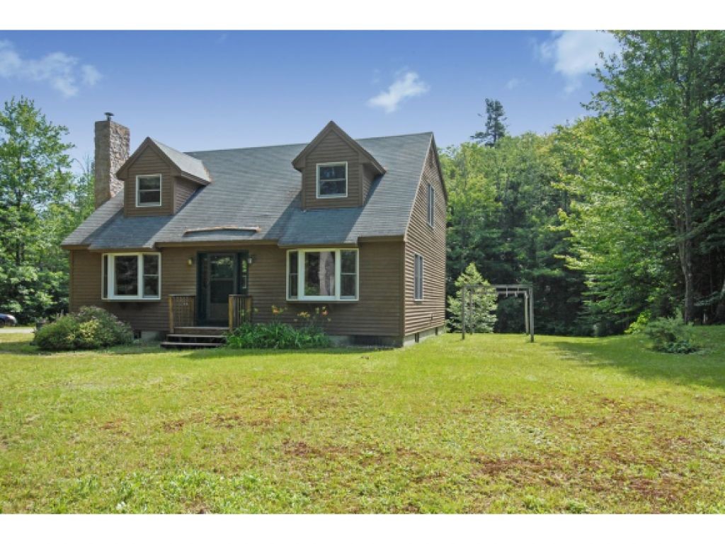 667 Miller Pond Road Grantham, NH 03753 - Photo 9 of 16
