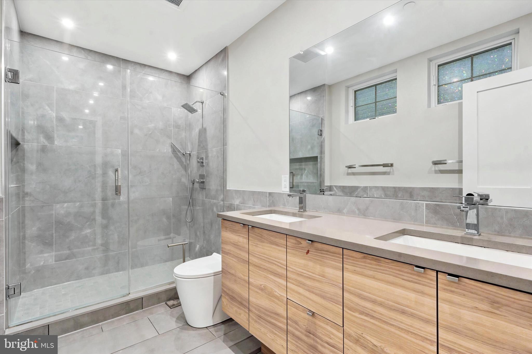 2412 Innovator Way, Unit 4 Philadelphia, PA 19146 - Photo 19 of 21