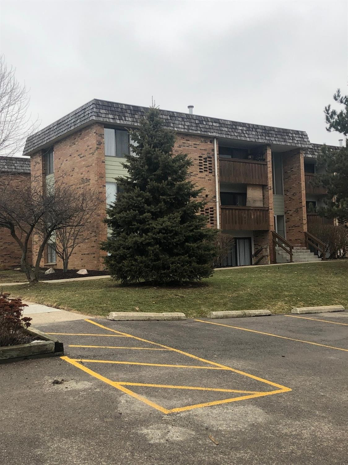 1215 South Maple Road, Unit 102 Ann Arbor, MI 48103 - Photo 1 of 22 Photo 1