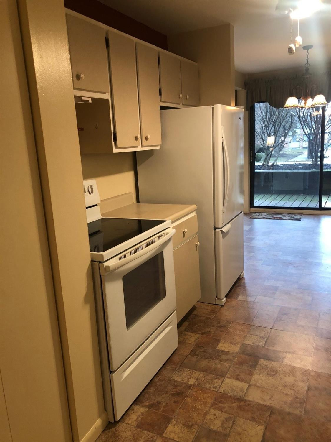 1215 South Maple Road, Unit 102 Ann Arbor, MI 48103 - Photo 10 of 22 Photo 10