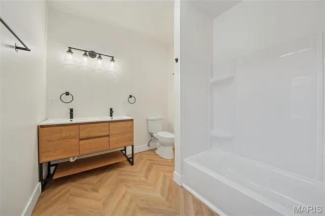 $449,900 | 2826 Texas Avenue, St. Louis, MO 63118