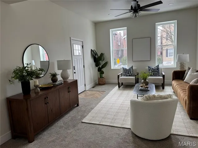 $449,900 | 2826 Texas Avenue, St. Louis, MO 63118