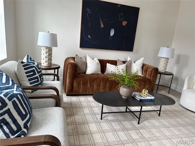 $449,900 | 2826 Texas Avenue, St. Louis, MO 63118