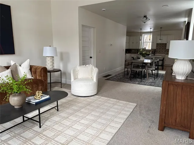 $449,900 | 2826 Texas Avenue, St. Louis, MO 63118