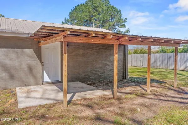 $189,999 | 1037 Payne Street, Graceville, FL 32440