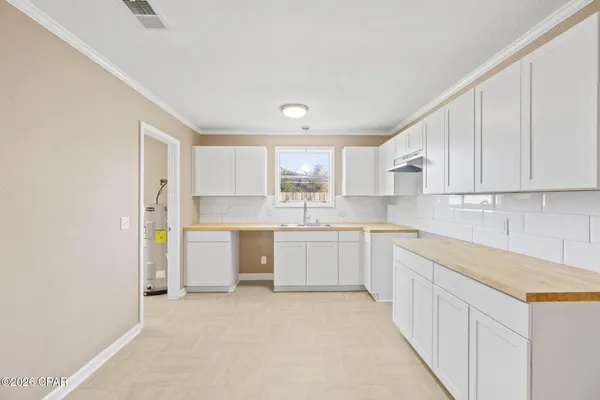 $189,999 | 1037 Payne Street, Graceville, FL 32440