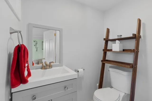 $3,800 | 20 Brae Road, Quincy, MA 02169