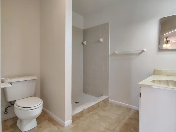 $2,400 | 6262 Riverwalk Lane, Unit 3, Jupiter, FL 33458