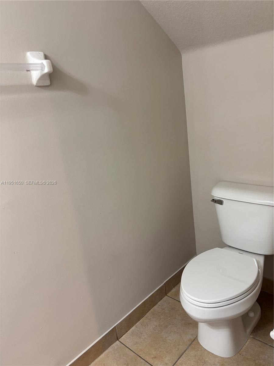 5907 Abbey Road Tamarac, FL 33321 - Photo 32 of 57