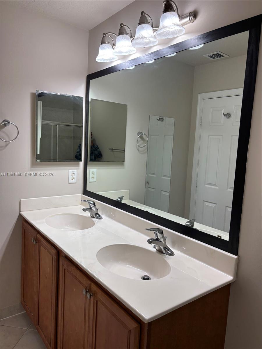 5907 Abbey Road Tamarac, FL 33321 - Photo 38 of 57