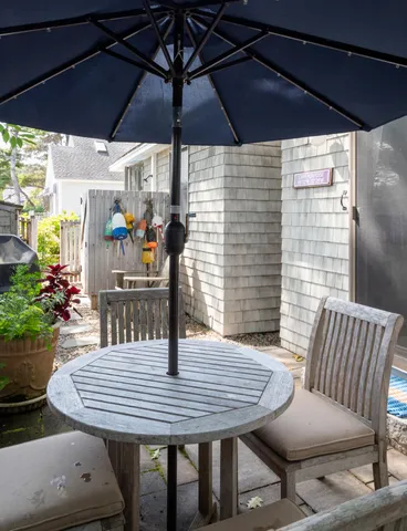 $799,900 | 12 Eel Bridge Lane, Kennebunkport, ME 04046