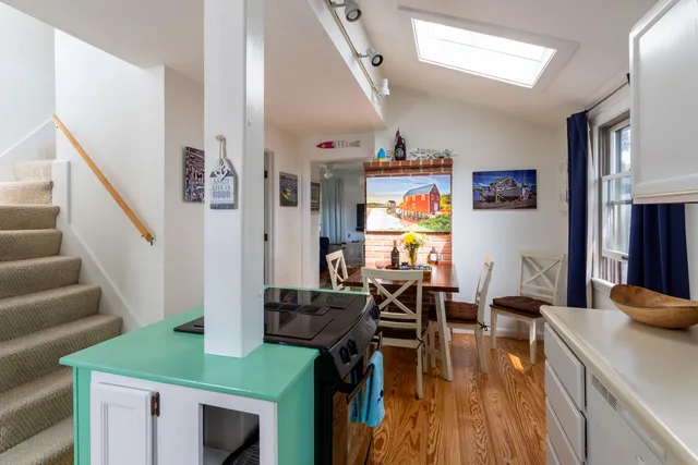 $799,900 | 12 Eel Bridge Lane, Kennebunkport, ME 04046