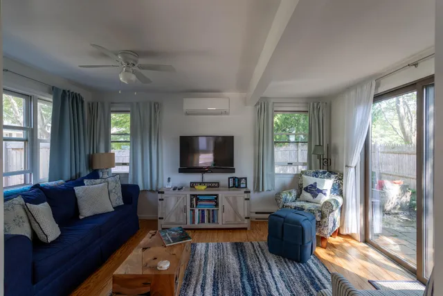 $799,900 | 12 Eel Bridge Lane, Kennebunkport, ME 04046