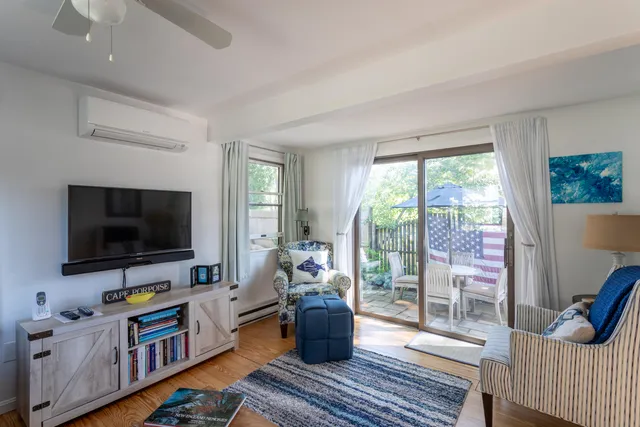 $799,900 | 12 Eel Bridge Lane, Kennebunkport, ME 04046