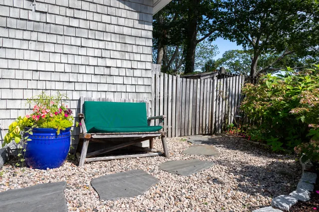 $799,900 | 12 Eel Bridge Lane, Kennebunkport, ME 04046