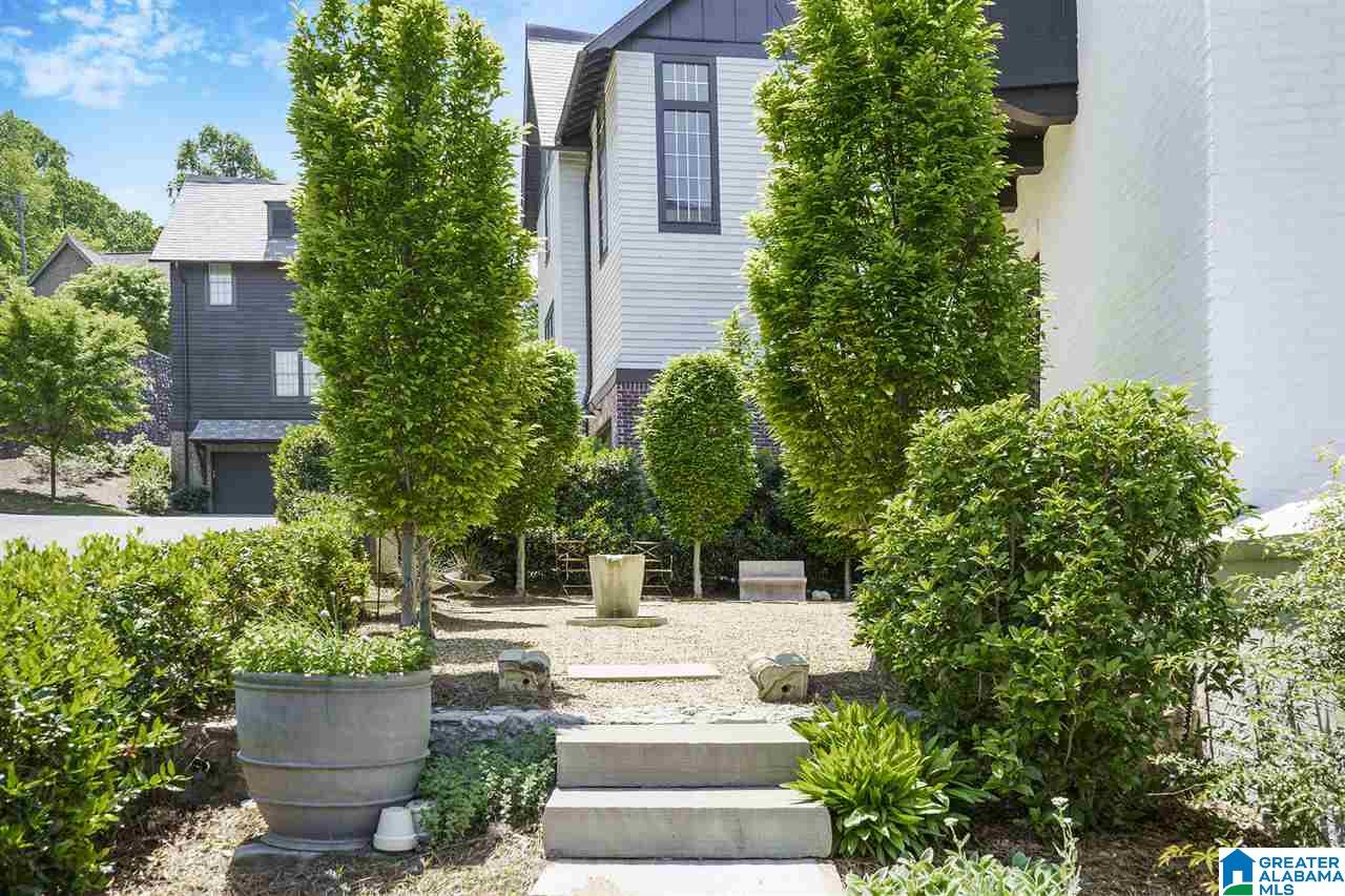 104 Abbey Road Birmingham, AL 35205 - Photo 4 of 50
