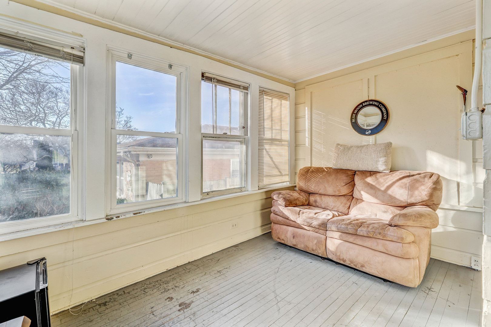 2211 Foster Street Evanston, IL 60201 - Photo 16 of 25