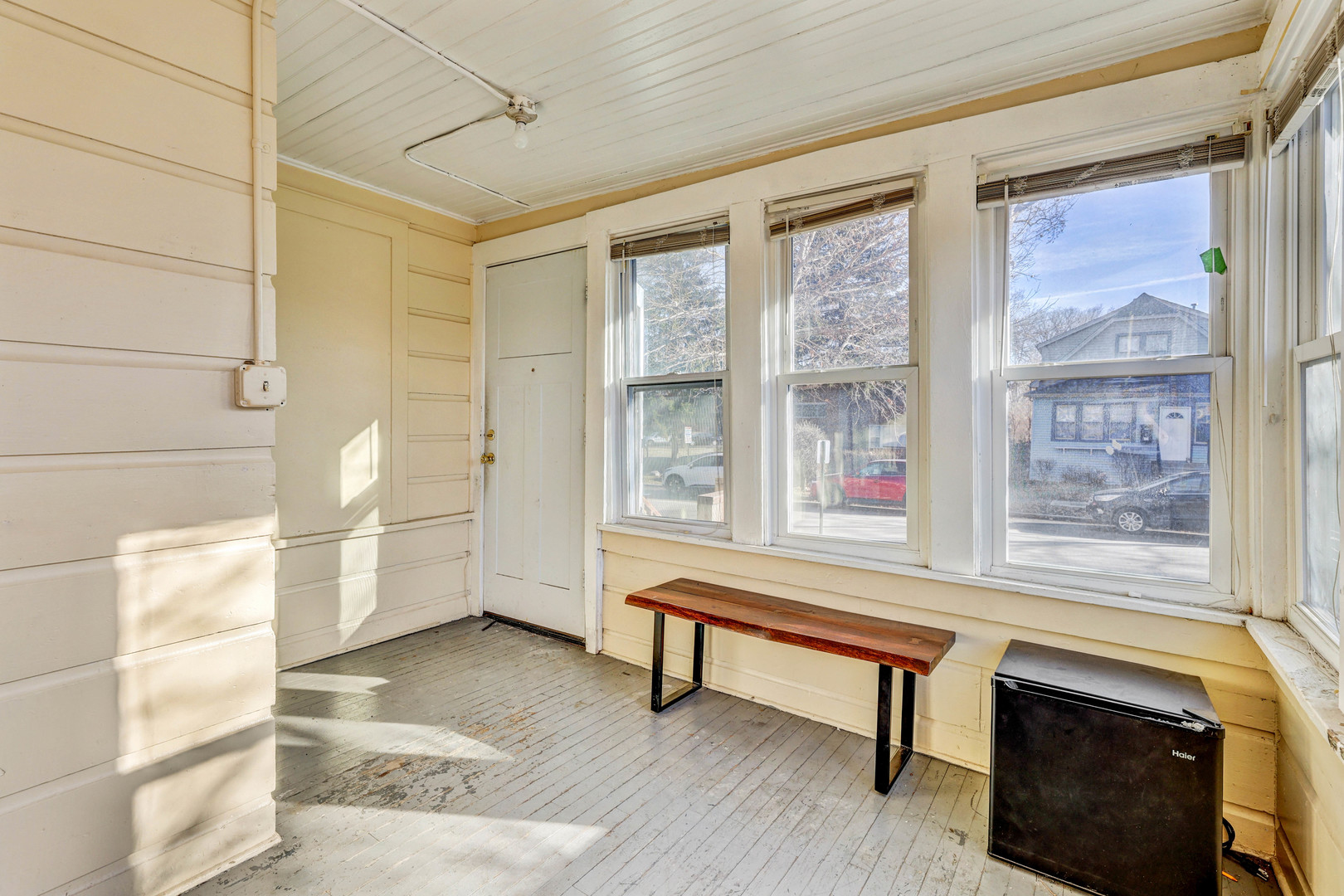 2211 Foster Street Evanston, IL 60201 - Photo 17 of 25