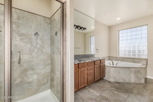 $824,900 | 39730 North New River Road, Phoenix, AZ 85086