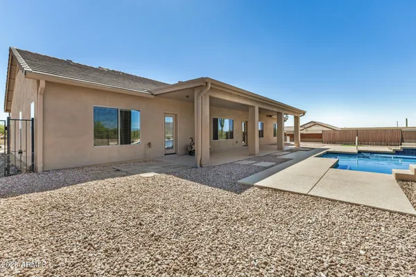 $824,900 | 39730 North New River Road, Phoenix, AZ 85086